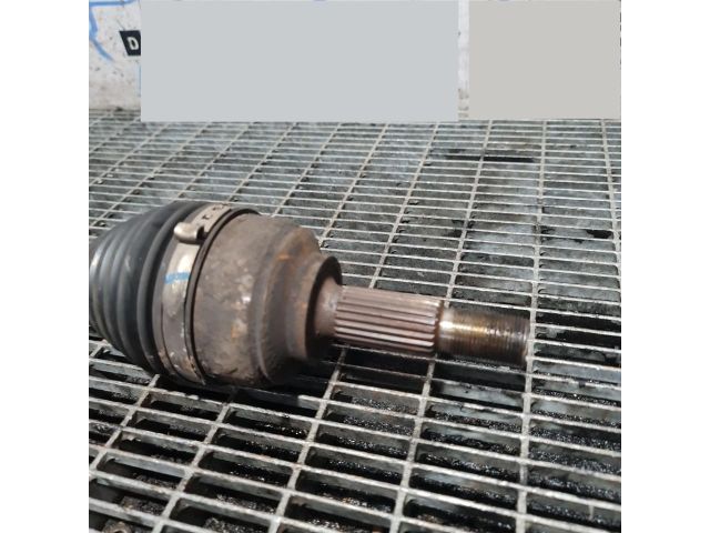 bontott DACIA SANDERO Bal Féltengely