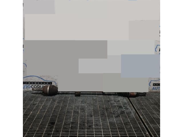 bontott DACIA SANDERO Jobb Féltengely