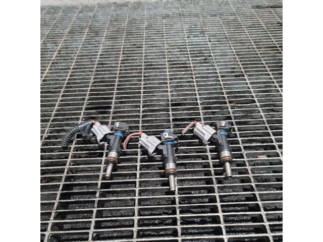 bontott DACIA SANDERO Porlasztó (1 db)