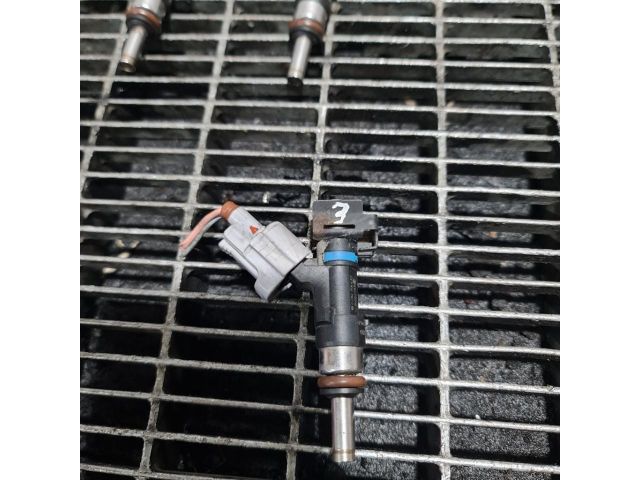 bontott DACIA SANDERO Porlasztó (1 db)