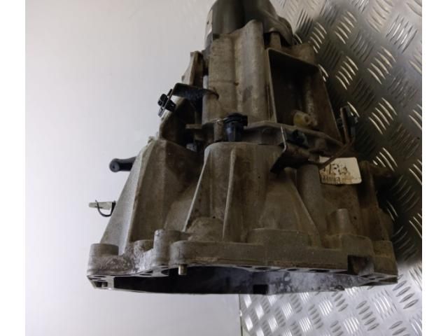 bontott DACIA SANDERO Váltó (Mechanikus)