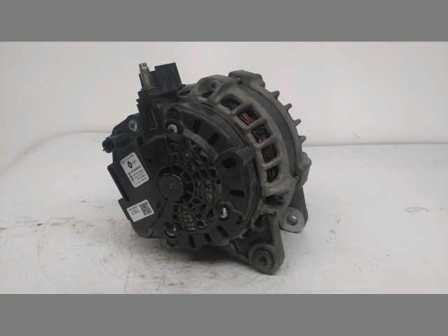 bontott DACIA SANDERO Generátor