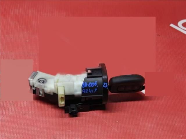 bontott DACIA SANDERO Gyújtáskapcsoló