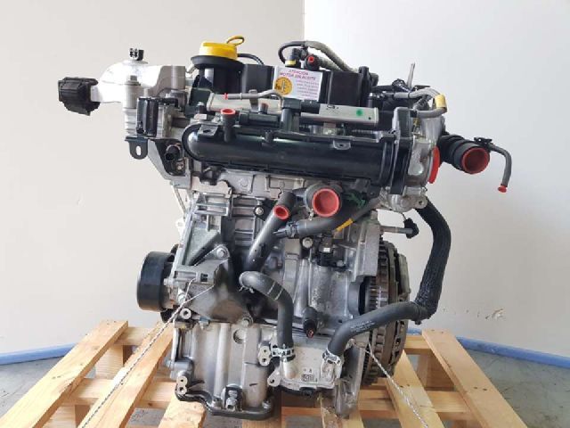 bontott DACIA SANDERO Motor (Fűzött blokk hengerfejjel)