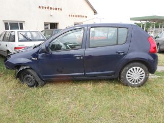 bontott DACIA SANDERO Bal hátsó Rugó