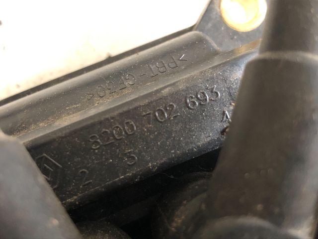 bontott DACIA SANDERO Gyújtótrafó