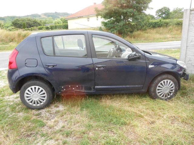 bontott DACIA SANDERO Jobb hátsó Fékdob