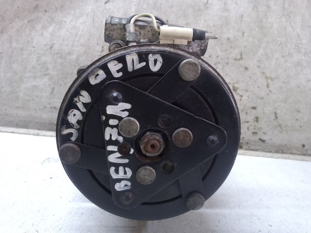 bontott DACIA SANDERO Klímakompresszor