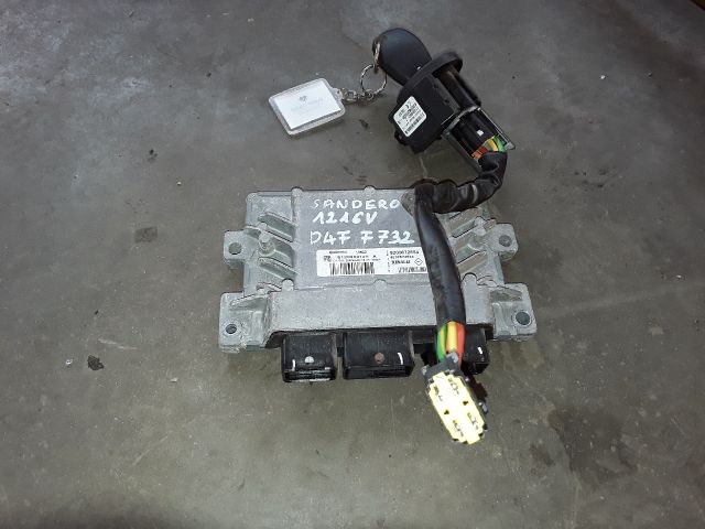 bontott DACIA SANDERO Motorvezérlő