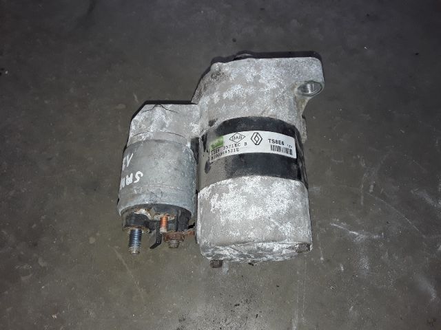 bontott DACIA SANDERO Önindító