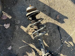 bontott DACIA SANDERO Bal első Csonkállvány Kerékaggyal