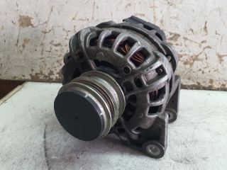 bontott DACIA SANDERO Generátor