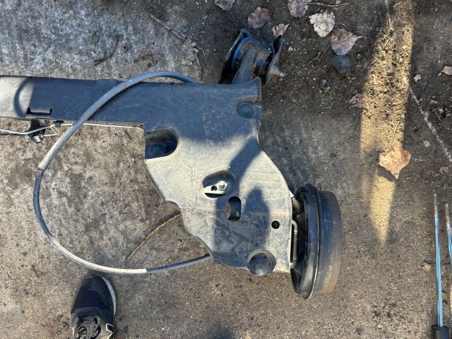 bontott DACIA SANDERO Hátsó Híd (Tárcsafékes)