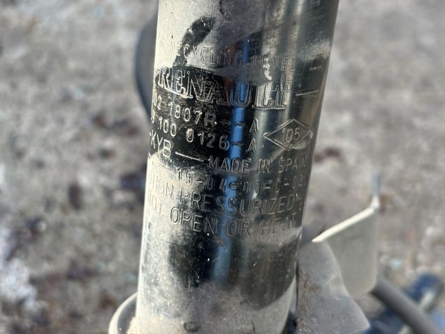 bontott DACIA SANDERO Jobb első Csonkállvány Kerékaggyal