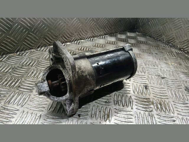 bontott DACIA SANDERO Önindító