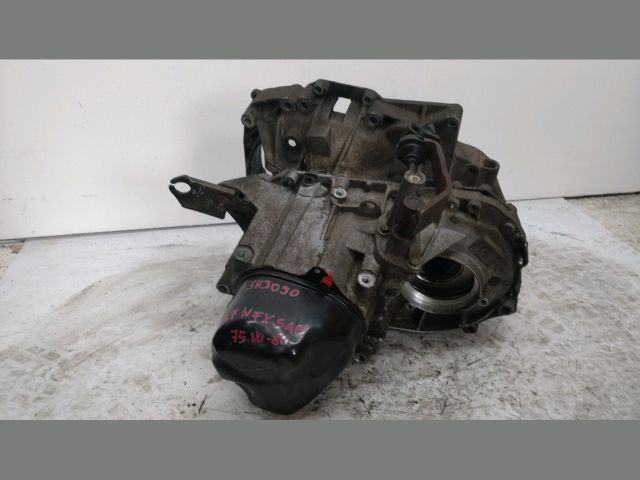 bontott DACIA SANDERO Váltó (Mechanikus)