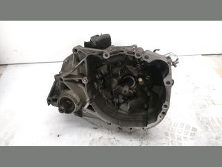 bontott DACIA SANDERO Váltó (Mechanikus)