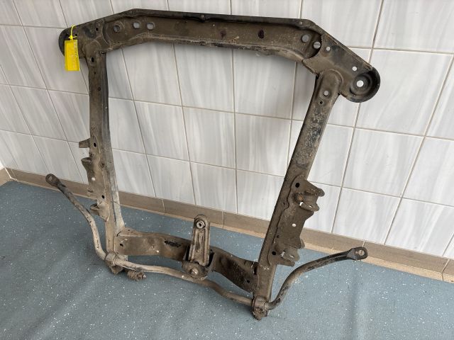 bontott DACIA SANDERO Első Bölcső