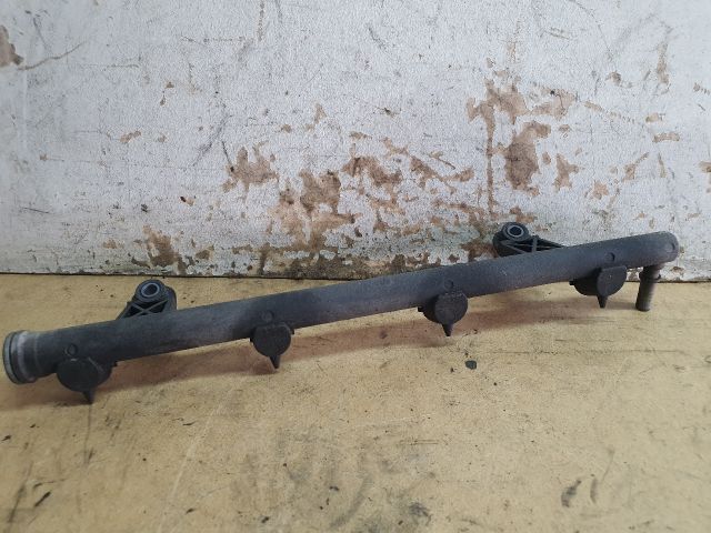 bontott DACIA SANDERO Közösnyomócső