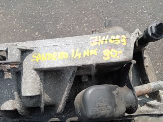 bontott DACIA SANDERO Váltó (Mechanikus)