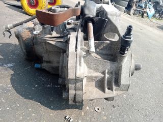 bontott DACIA SANDERO Váltó (Mechanikus)