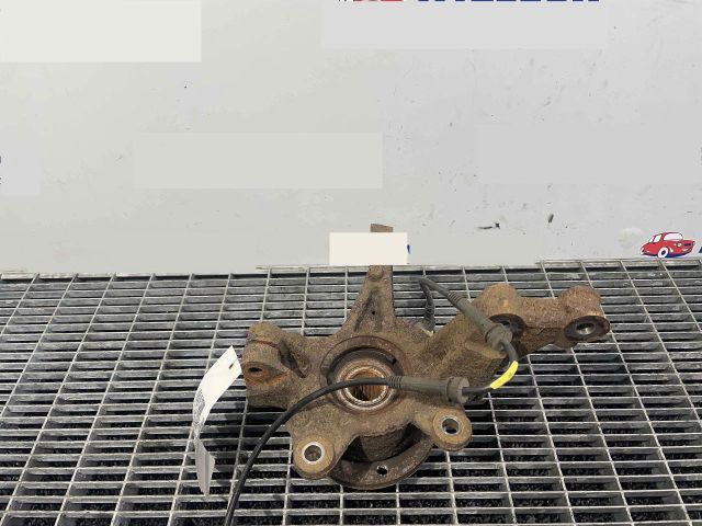 bontott DACIA SANDERO Bal első Csonkállvány