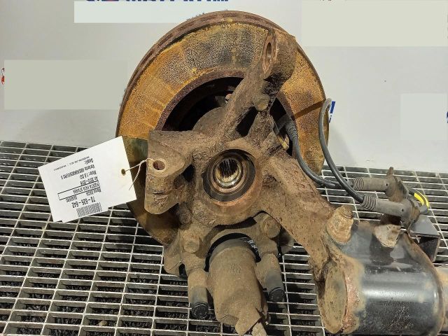 bontott DACIA SANDERO Bal első Csonkállvány