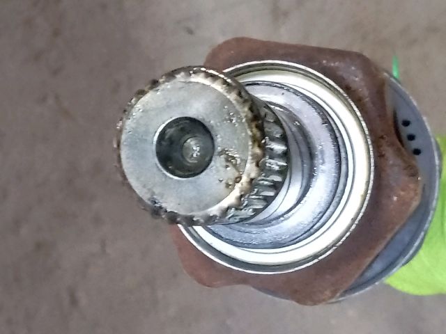 bontott DACIA SANDERO Bal Féltengely