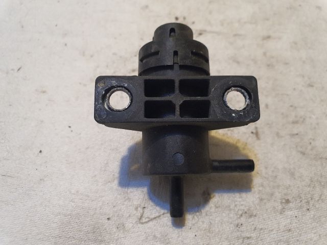 bontott DACIA SANDERO EGR / AGR Vákum Szelep