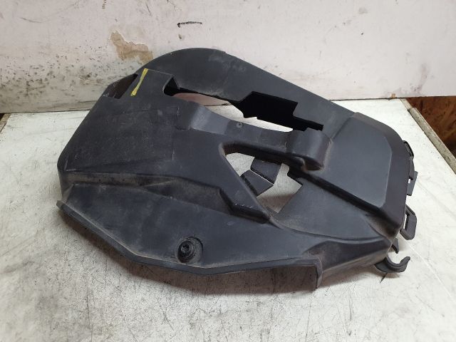 bontott DACIA SANDERO Első Felső Vezérlés Burkolat