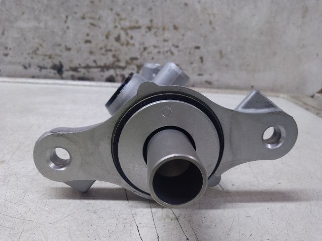 bontott DACIA SANDERO Főfékhenger