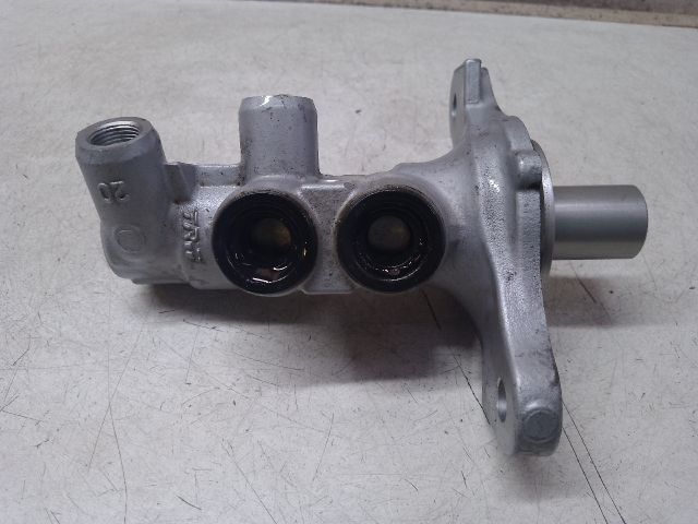 bontott DACIA SANDERO Főfékhenger