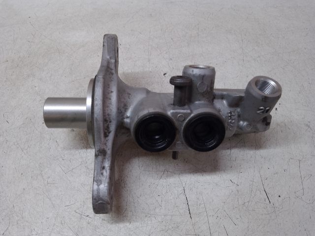 bontott DACIA SANDERO Főfékhenger