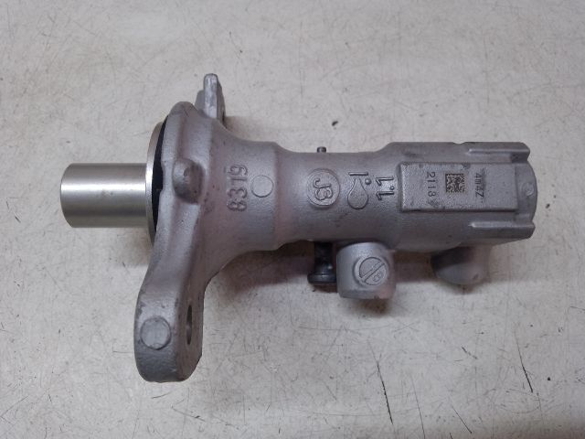 bontott DACIA SANDERO Főfékhenger