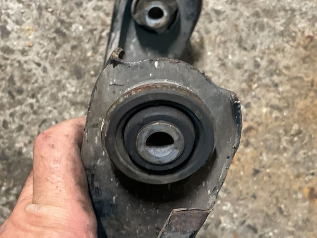 bontott DACIA SANDERO Gázolajszűrő Ház