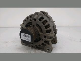 bontott DACIA SANDERO Generátor