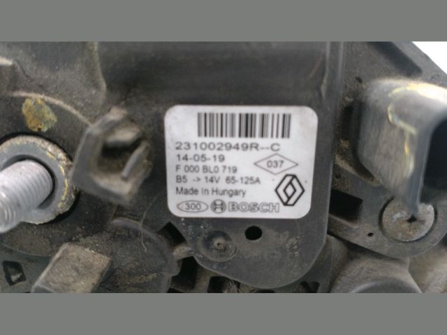 bontott DACIA SANDERO Generátor