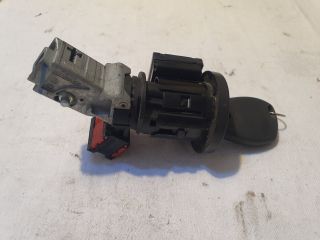 bontott DACIA SANDERO Gyújtáskapcsoló Házzal