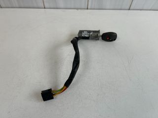 bontott DACIA SANDERO Gyújtáskapcsoló Házzal