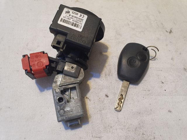 bontott DACIA SANDERO Gyújtáskapcsoló Házzal