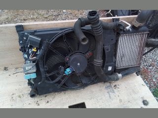 bontott DACIA SANDERO Hűtő Ventilátor(ok), Radiátor(ok) Szett
