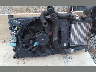 bontott DACIA SANDERO Hűtő Ventilátor(ok), Radiátor(ok) Szett