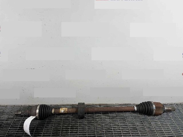 bontott DACIA SANDERO Jobb Féltengely