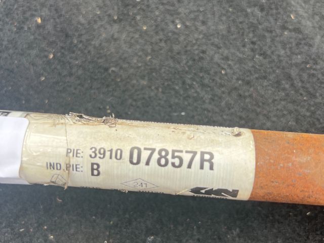 bontott DACIA SANDERO Jobb Féltengely