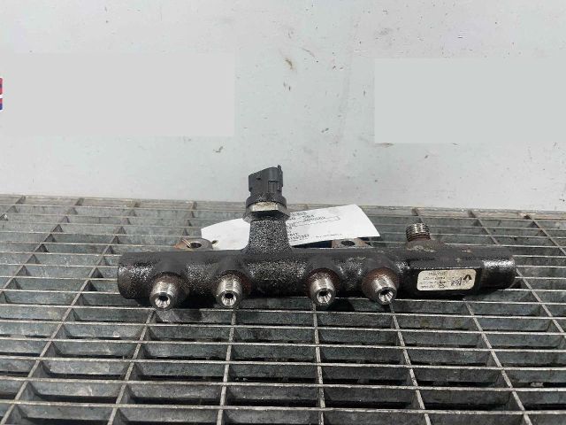 bontott DACIA SANDERO Közösnyomócső