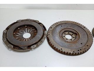 bontott DACIA SANDERO Kuplung Szett Lendkerékkel