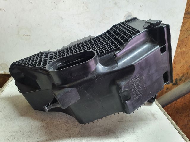 bontott DACIA SANDERO Légszűrő Ház