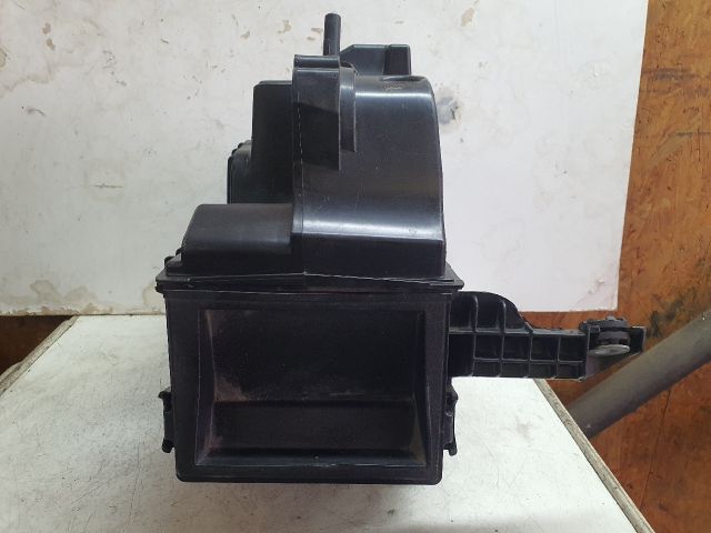 bontott DACIA SANDERO Légszűrő Ház