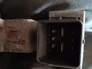 bontott DACIA SANDERO Melegítő Relé