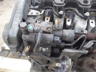 bontott DACIA SANDERO Motor (Fűzött blokk hengerfejjel)